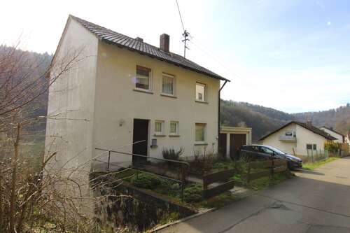 Foto - Haus zum Kaufen in Frankenstein 149.000,00 € 107.3 m²