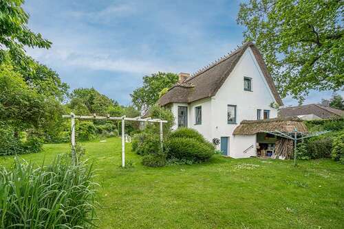 Foto - Haus zum Kaufen in Fahrdorf 375.000,00 € 154 m²