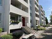 Wohnung zum Mieten in Halle (Saale) 322,00 € 56.65 m²
