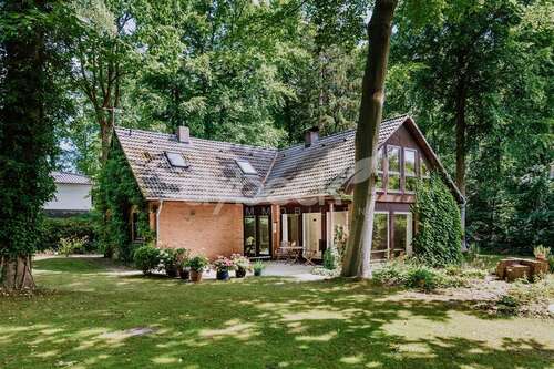 Foto - Haus zum Kaufen in Adendorf 576.000,00 € 169 m²