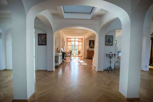 Foto - Wohnung zum Kaufen in Pittenhart 890.000,00 € 230 m²