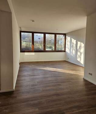 Foto - Wohnung zum Mieten in Ellmendingen 820,00 € 80 m²