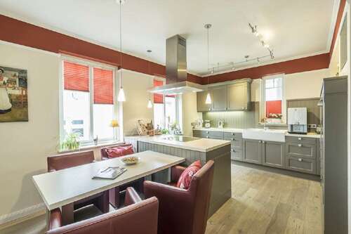 Foto - Haus zum Kaufen in Rust 1.598.000,00 € 270 m²