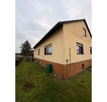 Haus zum Kaufen in Kirchhain 198.000,00 € 116 m²