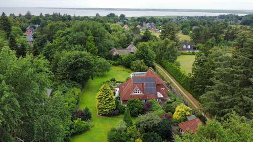 Foto - Haus zum Kaufen in Husum-Schobüll 1.375.000,00 € 239 m²