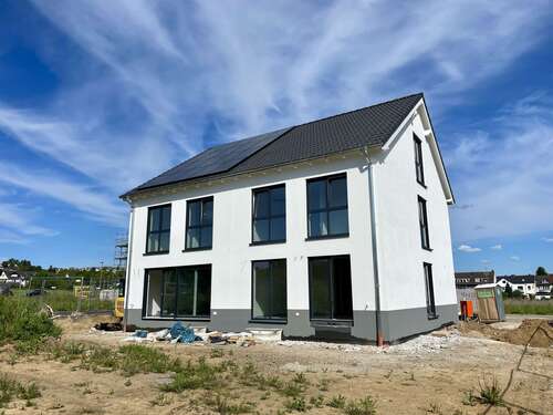 Foto - Haus zum Kaufen in Bornheim 509.900,00 € 171 m²