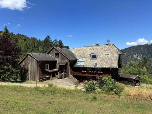 Foto - Haus zum Kaufen in Hinterzarten 595.000,00 € 333 m²