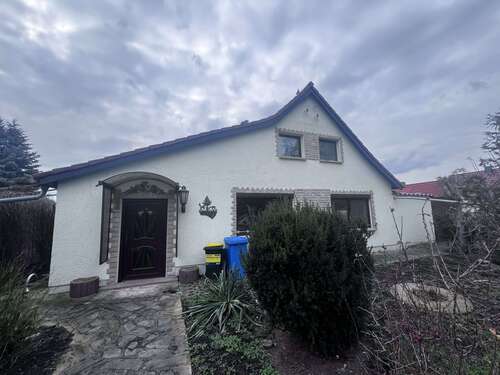 Foto - Haus zum Kaufen in Mücheln 180.000,00 € 125 m²