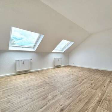 Foto - Wohnung zum Mieten in Freiberg 427,00 € 65.68 m²