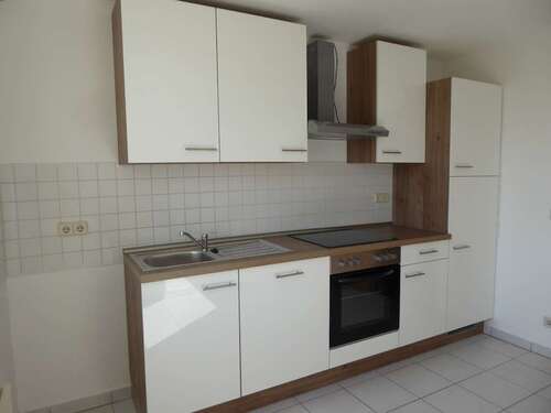 Foto - Wohnung zum Mieten in Dessau-Roßlau 472,00 € 75.64 m²