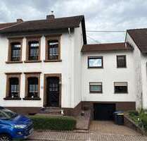 Haus zum Kaufen in Nalbach Piesbach 249.000,00 € 200 m² - Nalbach / Piesbach