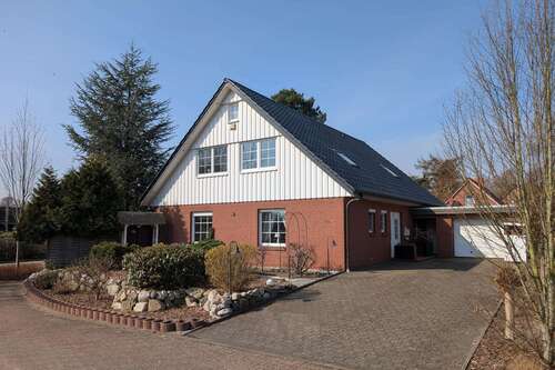 Foto - Haus zum Kaufen in Cadenberge 339.000,00 € 207.81 m²