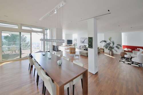 Foto - Haus zum Kaufen in Leonberg 5.100.000,00 € 585 m²