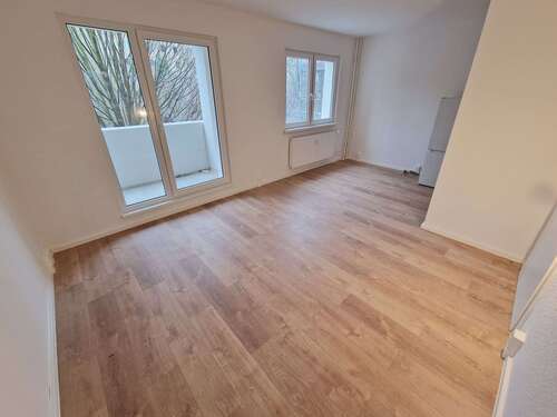 Foto - Wohnung zum Mieten in Halle 500,00 € 68 m²