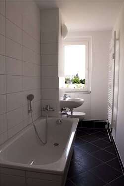 Foto - Wohnung zum Mieten in Magdeburg 306,96 € 51.16 m²