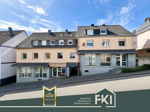 Foto - Haus zum Kaufen in Betzdorf 499.000,00 € 254 m²