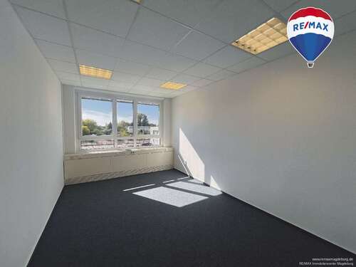 Foto - Büro in Magdeburg 178,36 € 18.78 m²