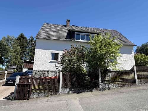 Foto - Haus zum Kaufen in Marktredwitz-Brand 168.000,00 € 194 m²