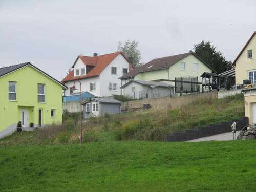 Foto - Grundstück zu verkaufen in Stößen 50.000,00 € 859 m²