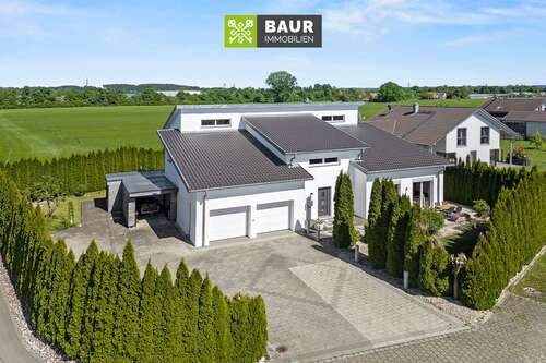 Foto - Haus zum Kaufen in Dettingen an der Iller 1.100.000,00 € 300 m²