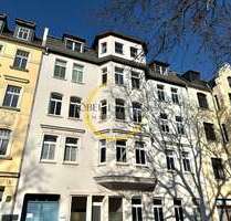 Wohnung zum Kaufen in Gera 160.000,00 € 216 m²