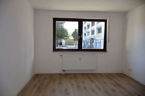 Foto - Wohnung zum Mieten in Ludwigshafen am Rhein 300,00 € 25 m²