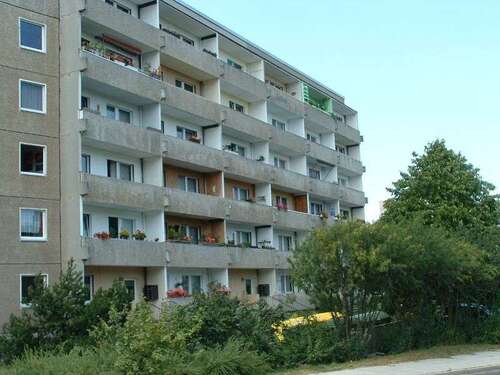 Foto - Wohnung zum Mieten in Görlitz 380,16 € 70.4 m²