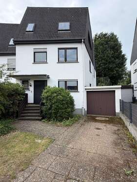 Foto - Haus zum Kaufen in Obertshausen 549.000,00 € 166.86 m²