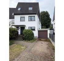 Haus zum Kaufen in Obertshausen 549.000,00 € 166.86 m²
