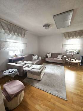 Foto - Haus zum Kaufen in Kirchheim am Neckar 589.000,00 € 260 m²