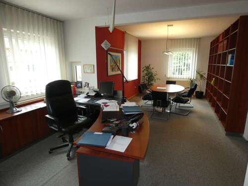 Foto - Büro in Dinkelsbühl 750,00 € 90 m²