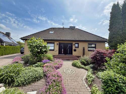 Foto - Haus zum Kaufen in Himmelpforten 369.000,00 € 145 m²