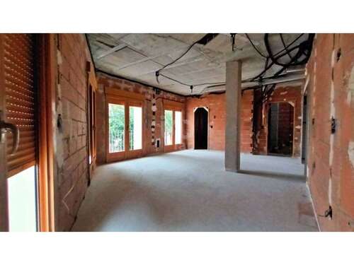 Foto - Haus zum Kaufen in Salem 69.500,00 € 211 m²