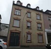 Haus zum Kaufen in Frankfurt am Main 650.000,00 € 226 m²