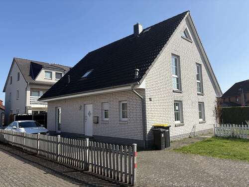 Foto - Haus zum Kaufen in Neustadt am Rübenberge 490.000,00 € 160 m²