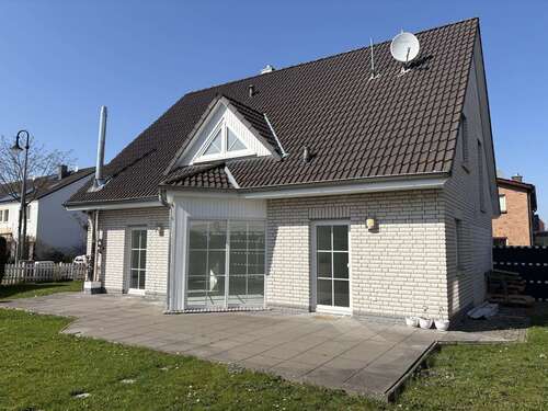 Foto - Haus zum Kaufen in Neustadt am Rübenberge 490.000,00 € 160 m²