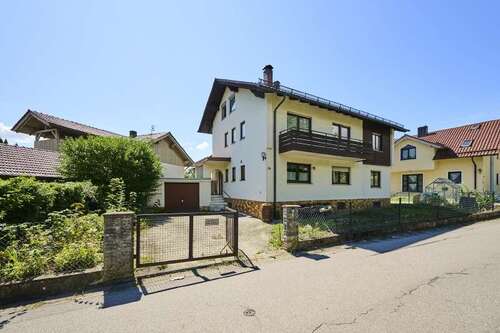 Foto - Haus zum Kaufen in Bogen 315.000,00 € 200 m²