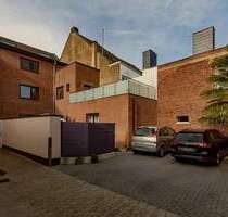 Haus zum Kaufen in Neuss 1.850.000,00 € 705 m²