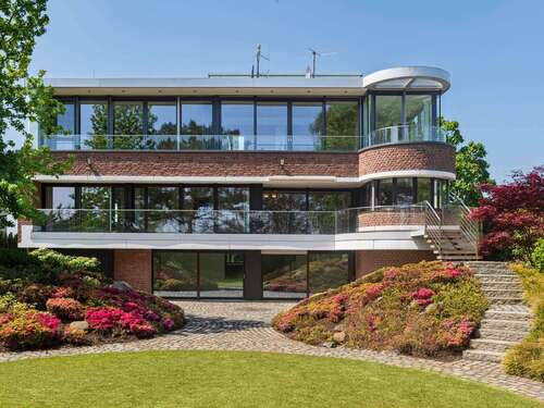 Foto - Haus zum Kaufen in Düsseldorf 4.800.000,00 € 477 m²