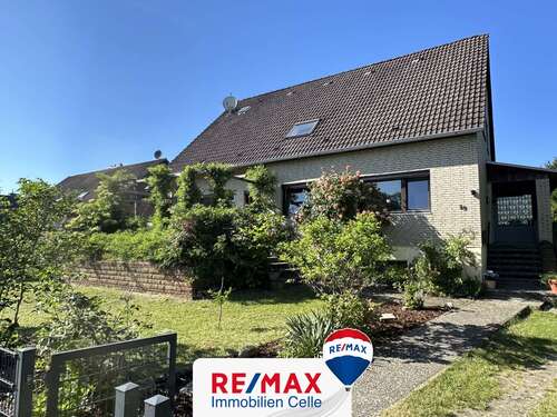 Foto - Haus zum Kaufen in Wienhausen Bockelskamp 240.000,00 € 166 m²