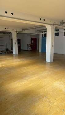 Foto - Halle in Neustadt bei Coburg 450,00 € 110 m²