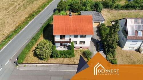 Foto - Haus zum Kaufen in Schlüsselfeld 275.000,00 € 141.87 m²