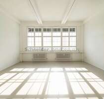 Büro in Berlin 648,00 € 36 m² - 648,00 EUR Kaltmiete, ca.  36,00 m² in Berlin (PLZ: 14167)