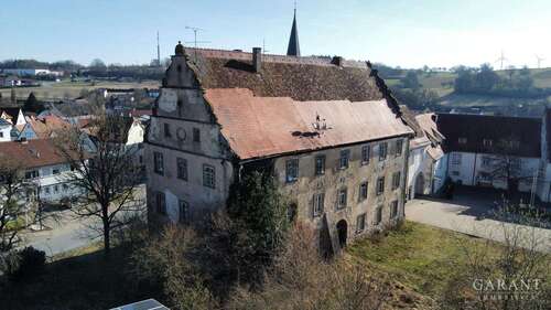 Foto - Haus zum Kaufen in Ravenstein 150.000,00 € 600 m²