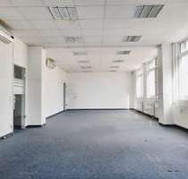 Büro in Krefeld 4.352,00 € 669 m²