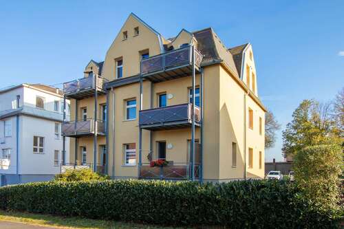 Foto - Haus zum Kaufen in Neukirchen 325.000,00 € 326 m²