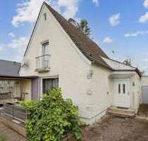 Haus zum Kaufen in Augsburg Oberhausen 365.000,00 € 100 m² - Augsburg / Oberhausen