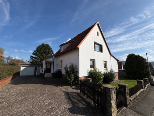 Foto - Haus zum Kaufen in Salzhemmendorf 229.000,00 € 203 m²