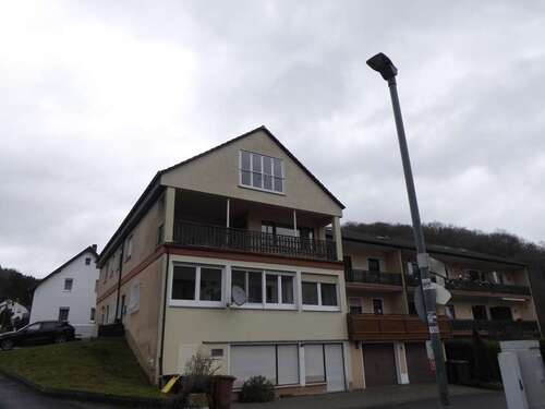 Foto - Wohnung zum Kaufen in Bad Orb 180.000,00 € 86 m²