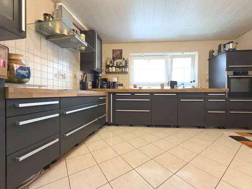 Foto - Haus zum Kaufen in Rothselberg 389.000,00 € 326 m²